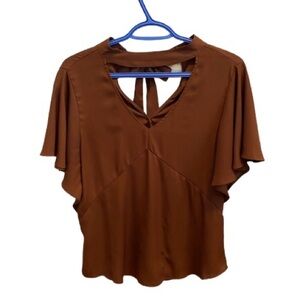 Rw&co Brown flowy arms, tie back women’s shirt size small